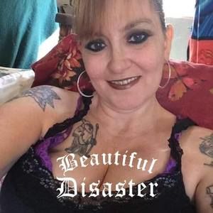 Meet your Posher, Eva